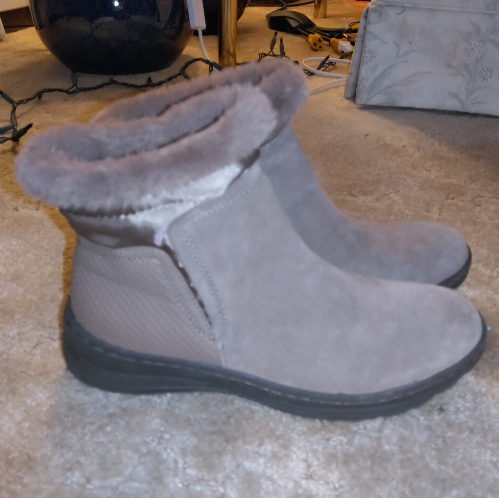 Baretraps Zipper Booties